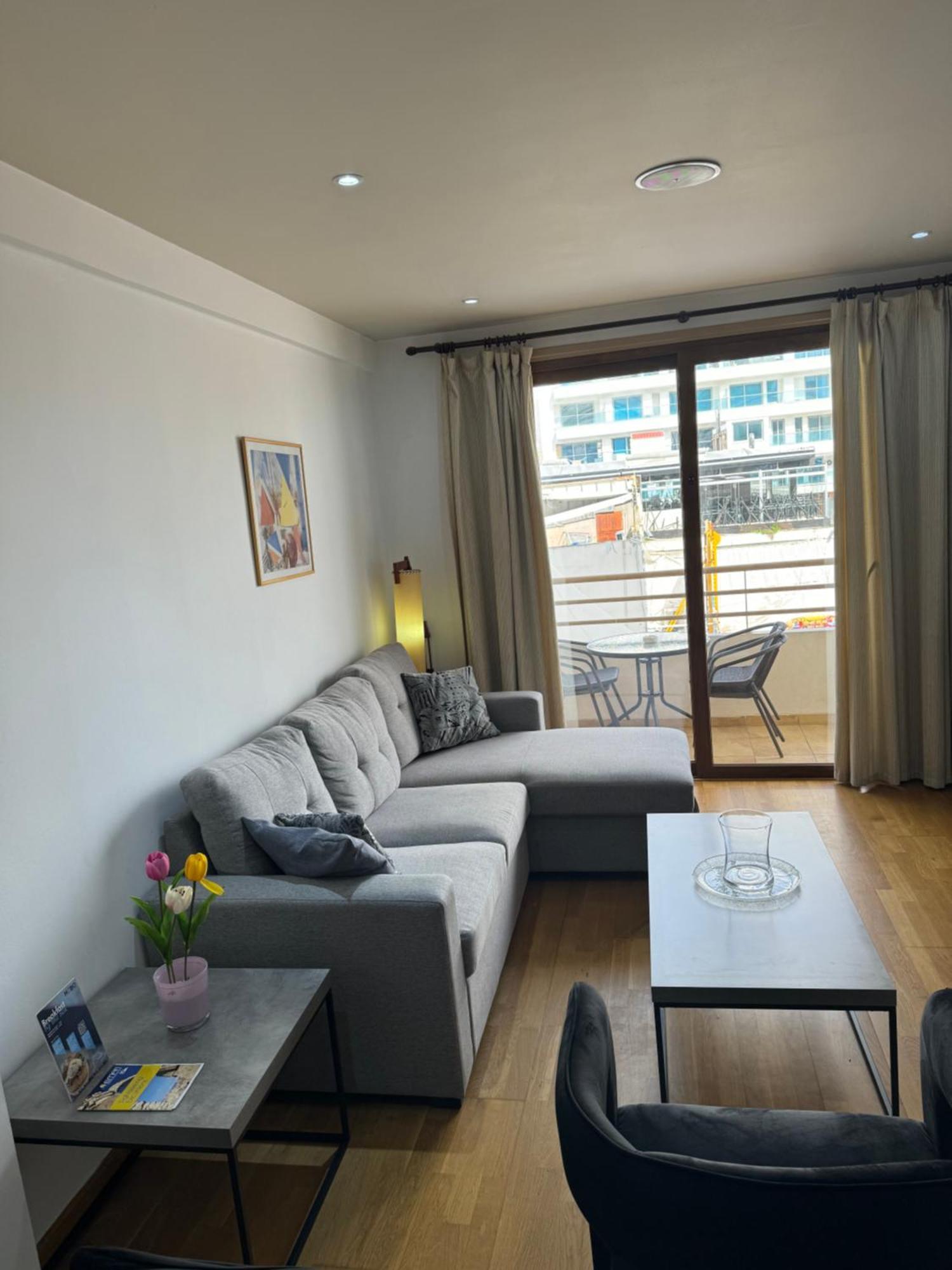 Ithaki Phinikoudes Apartment No. 105 Ларнака Екстериор снимка